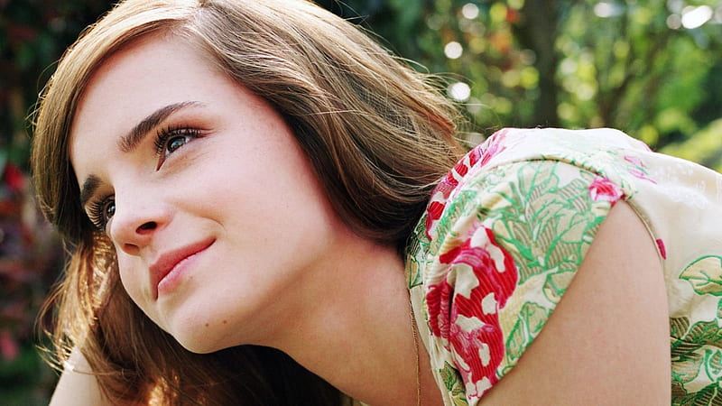 Emma Watson, pretty, smile, actress, outdoor, HD wallpaper