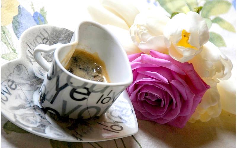 ICE TEA with LOVE, saucer, rose, ice, heartshape, cup, tea, HD wallpaper