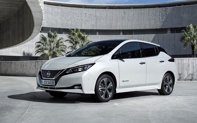 Nissan Leaf, 2018 white hatchback, electric car, exterior, new white Leaf, Japanese cars, Nissan, HD wallpaper