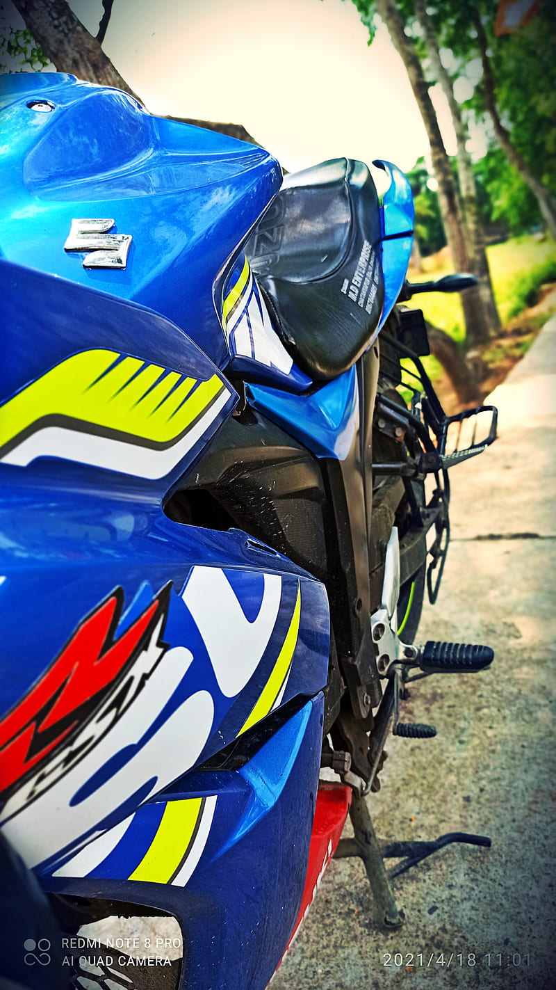 Suzuki Gixxer 150 Wallpapers