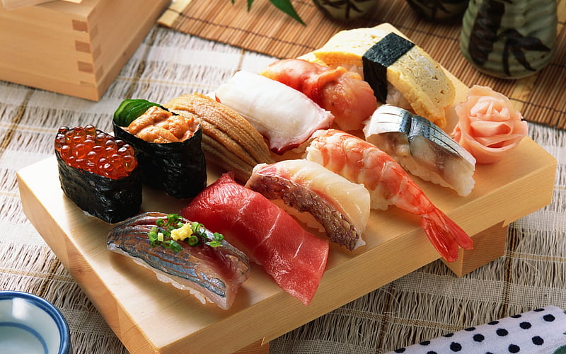 seafoods, Japanese food, Japanese restaurant, sushi, rolls, red caviar, shrimp, HD wallpaper