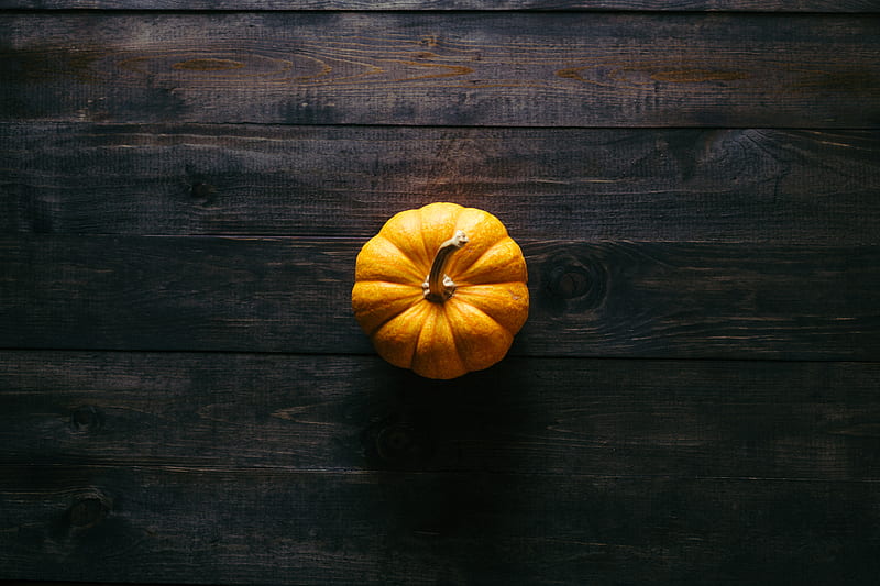 Pumpkin on wooden board, HD wallpaper | Peakpx