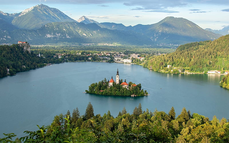 Lake Bled in Slovenia, mountains, Slovenia, lake, island, church, monastery, HD wallpaper