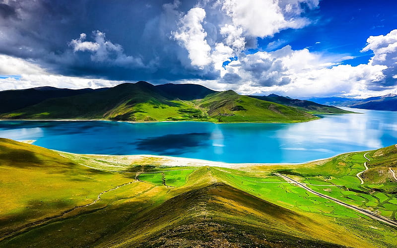 YamdrokTso Paradise Lake, summer, meadow, blue lake, Tibet, HD wallpaper
