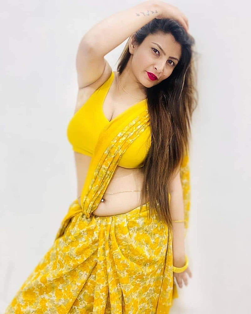 Pose, blouse, saree, HD phone wallpaper
