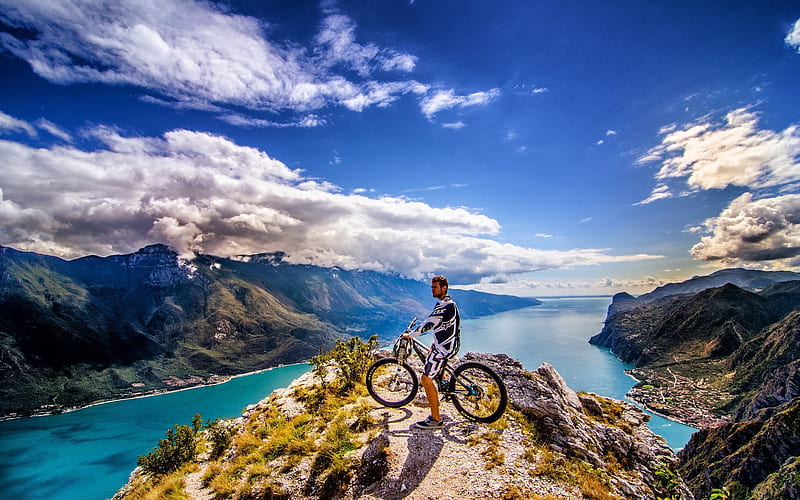 mountain bike, cyclist, top of mountain, summer, HD wallpaper