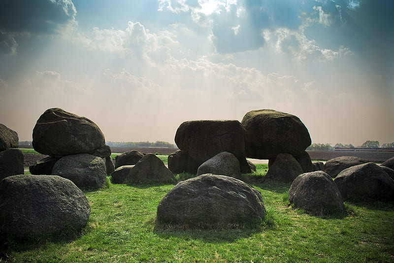 stone formation at the green grass field, HD wallpaper
