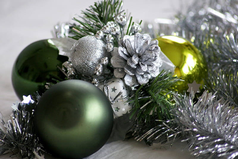 ~✿~ Silver~Green Christmas ~✿~, stars, lovely, christmas, tinsel, different, bonito, silver, winter, sweet, green, balls, love, siempre, fir cones, nature, HD wallpaper