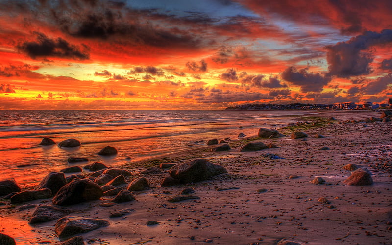Beautiful Sky, bonito, sunset, clouds, sea, beach, sand, stones ...