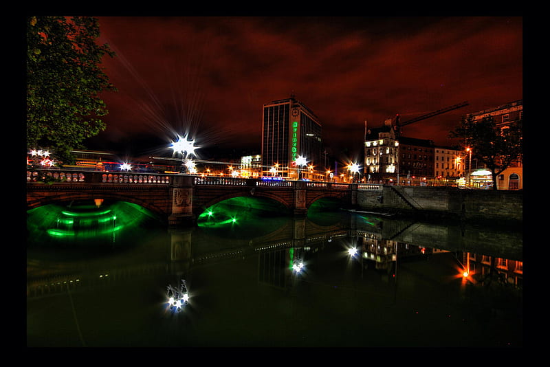 Green Mean Dublin Machine, city, graphy, green, ireland, life, capital, dublin, night, HD wallpaper