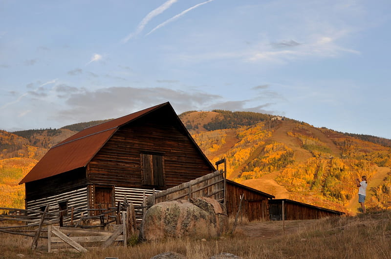Old Barn in Autumn Landscape, countryside, fall, colorado, colors, trees, HD wallpaper