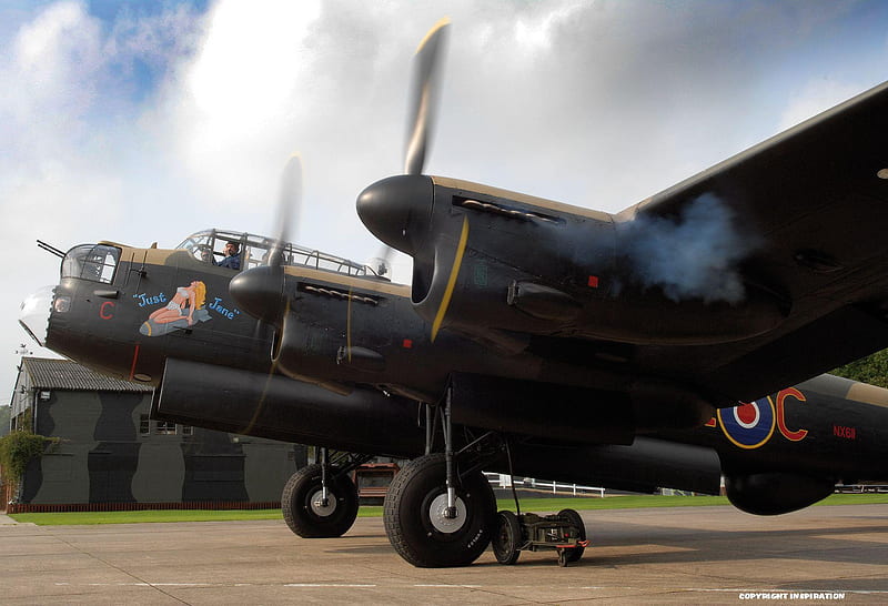 Lancaster Engine Test, world, guerra, ww2, test, fire, avro, airplane, plane, antique, engine, lancaster, wwii, bomber, classic, HD wallpaper