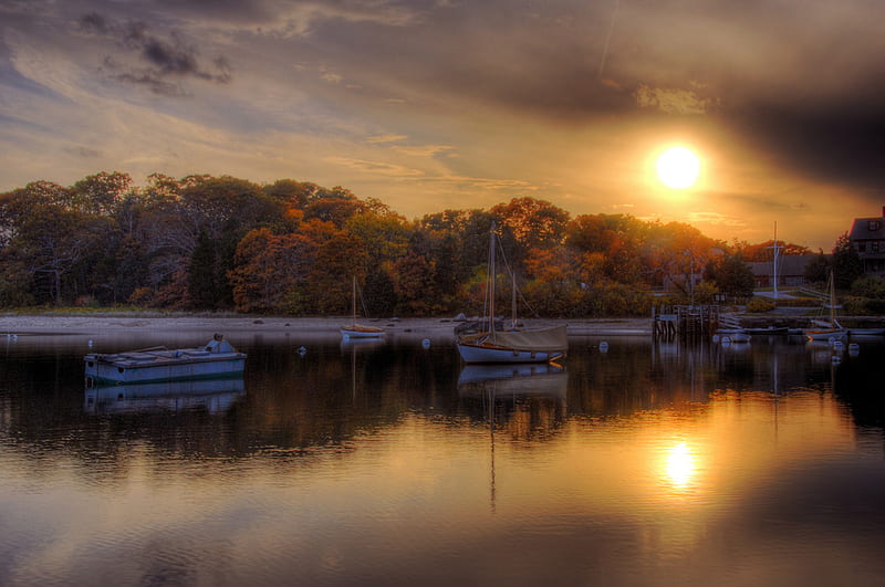Little harbor on sunset sun, background, sunset, clouds, boats, gold, beauty, amazing, forest, sky, lake, water, r, nature, popular, harbor, HD wallpaper