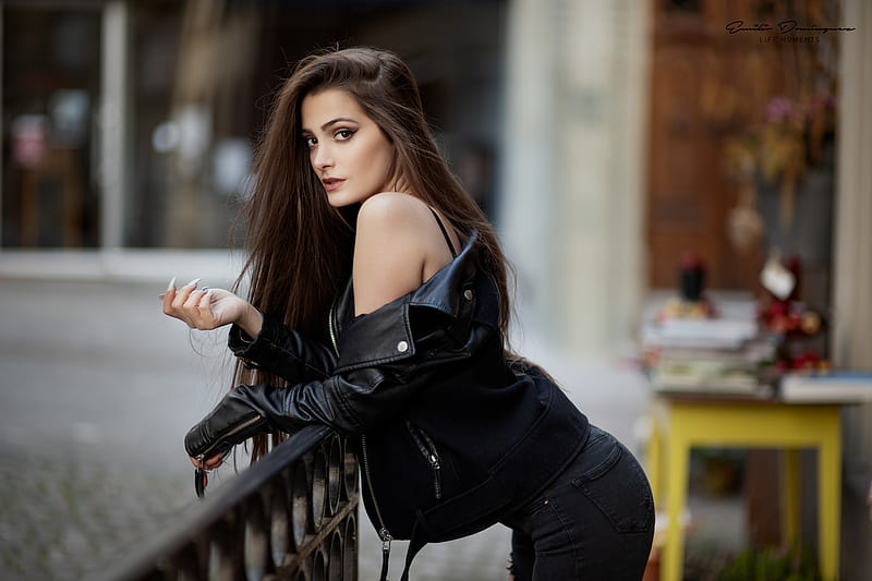 Girl In Black Leather Jacket Looking At Viewer, girls, model, HD wallpaper