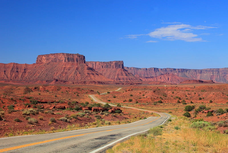 Canyonsland Utah, utah, colorful, colors, bonito, sky, eautiful, canyon, highway, splendor, peaceful, road, blue, HD wallpaper
