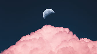 Hình nền màu hồng với đầy trăng và mây sẽ mang lại cho bạn cảm giác yên bình và hòa quyện vào thiên nhiên. Bức ảnh nền đầy màu sắc sẽ khiến bạn cảm thấy như mình đang ở giữa một bầu trời tuyệt đẹp, nơi mấy giây trôi qua như thời gian dường như dừng lại. Hãy cùng cảm nhận vẻ đẹp tuyệt vời của màn hình laptop của bạn với hình ảnh độc đáo này.