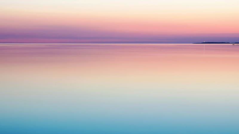 / a peaceful and serene pastel pink and purple sunset reflecting on still and calm water, sunset water sea and colorful, HD wallpaper