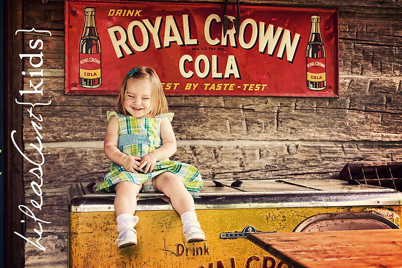 Royal Crown Cola, retro, adds, girl, cooler, happy, HD wallpaper