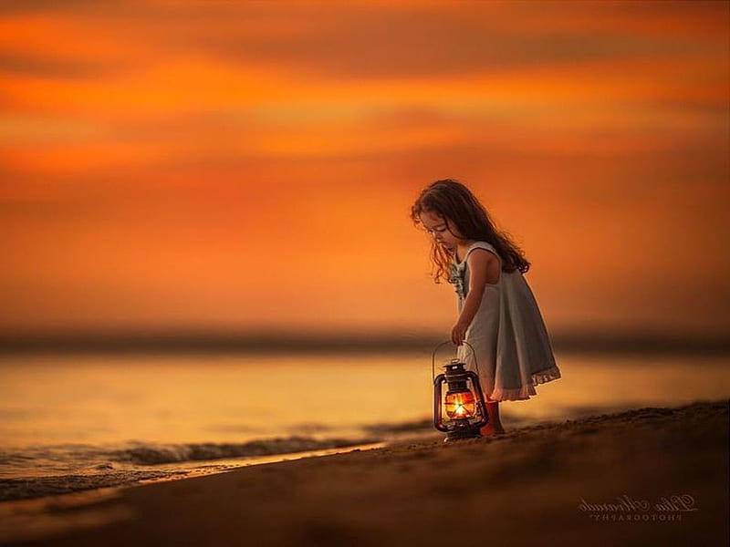 Little Girl, Sea, beach, Lantern, Fire, Sunset, HD wallpaper