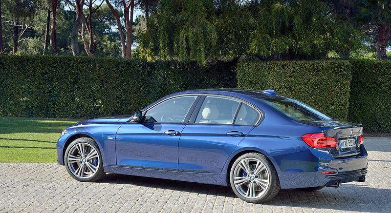 2016 BMW 3-Series 340i Sport Line - Side , car, HD wallpaper 2016 BMW 3-Series 340i Sport Line - Side , car, HD wallpaper