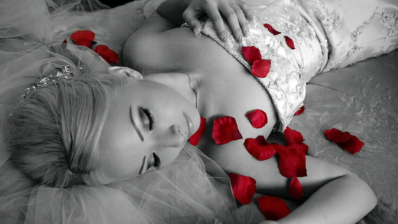 Sleeping Beautiful Bride, red pedals, female, model, bride, sleeping, woman, HD wallpaper
