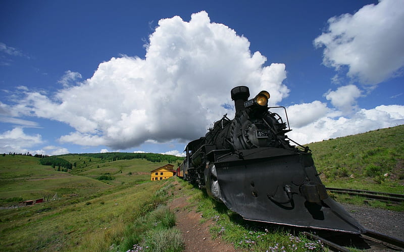 mighty steam train in a station, tarin, plow, station, clouds, tracks, HD wallpaper