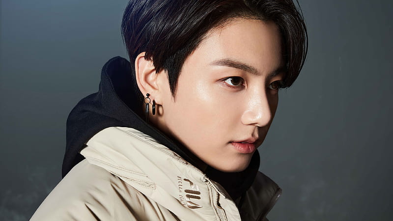 Download Kim Seok Jin With Earrings Wallpaper
