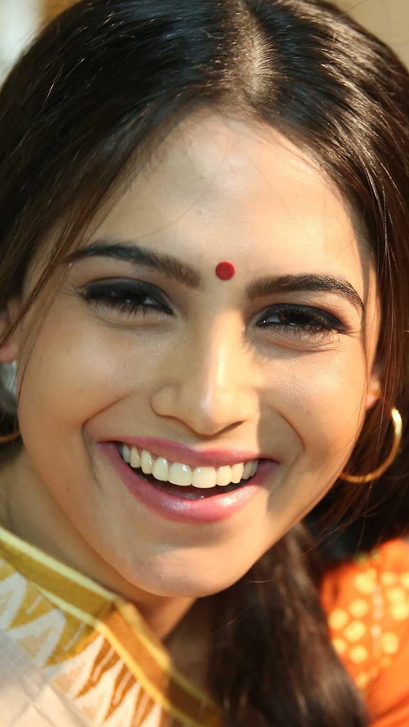 Naina Ganguly Smile Desi Girls Girl Indian Celebrities Naina Ganguly Indian Celebrity Hd