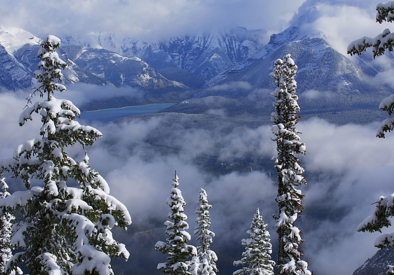 Lake Minnewanka, Canadian Rockies, water, snow, mountains, ice, reflections, clouds, Banff national park, HD wallpaper