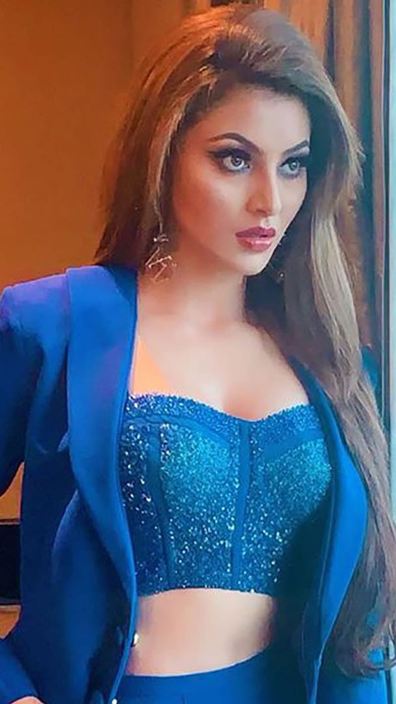 Hot Urvashi Rautela in Blue , indian, model, diva, celebrity, bollywood, indian actress, bonito, actress, urvashi rautela, HD phone wallpaper