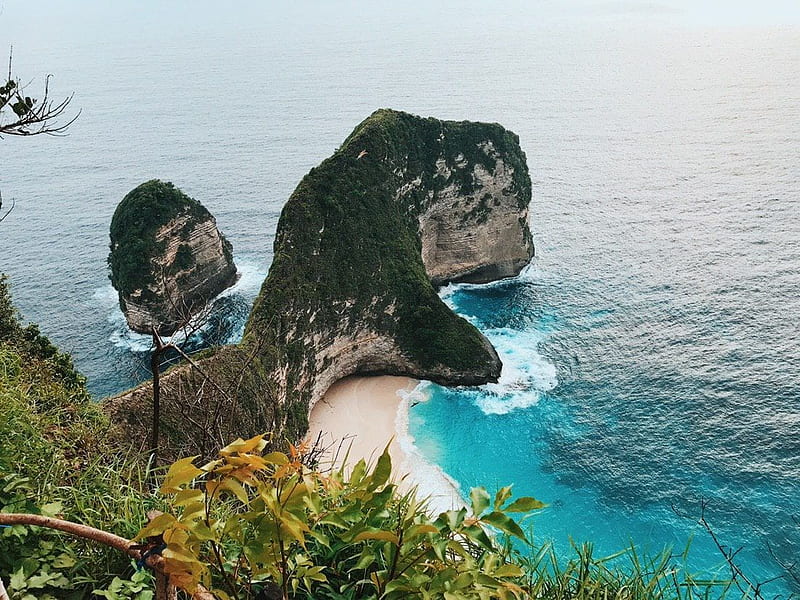 Check out: Nusa Penida, a paradise located southeast off the coast of Bali,  Nusa Penida Island, HD wallpaper | Peakpx
