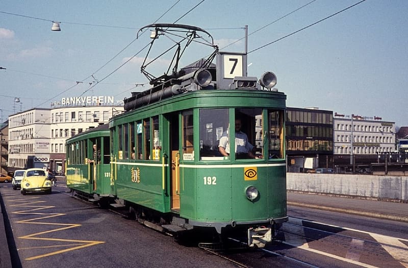 A BVB green tram ca 1950, crossing bridge, rail track, BSB green tram, cars, overhead wires, HD wallpaper