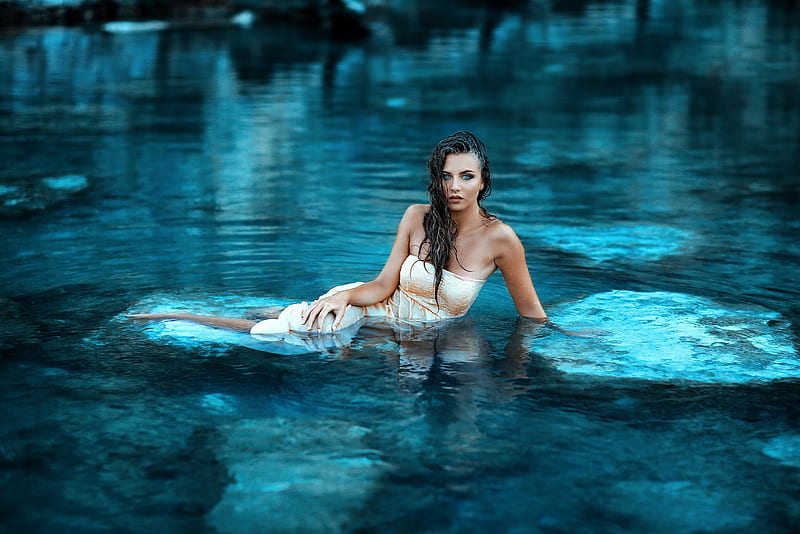 Princess of the lake, alessandro di cicco, water, girl, model, woman, princess, HD wallpaper