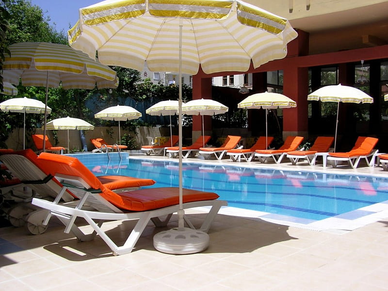 Hotel Pool, parasols, deck chair, sunshine, pool, HD wallpaper