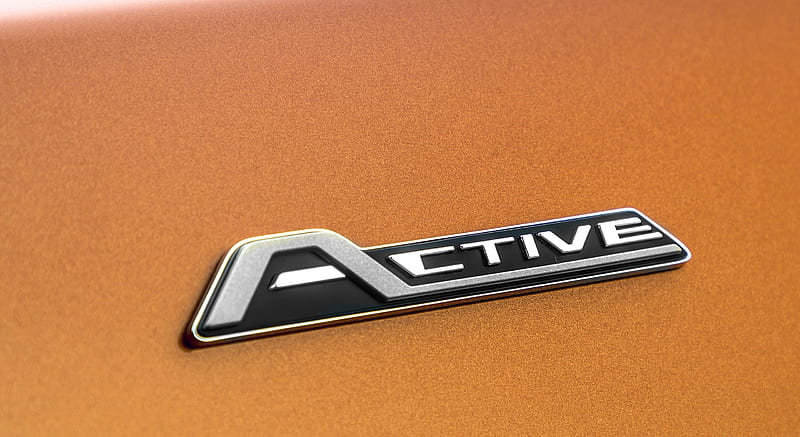 2019 Ford Focus Active 5-Door (Color: Orange Glow) - Badge , car, HD wallpaper