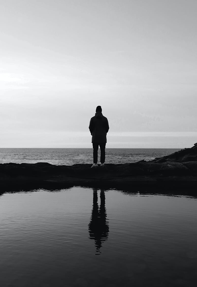 man, silhouette, alone, water, black and white, bw, HD phone wallpaper