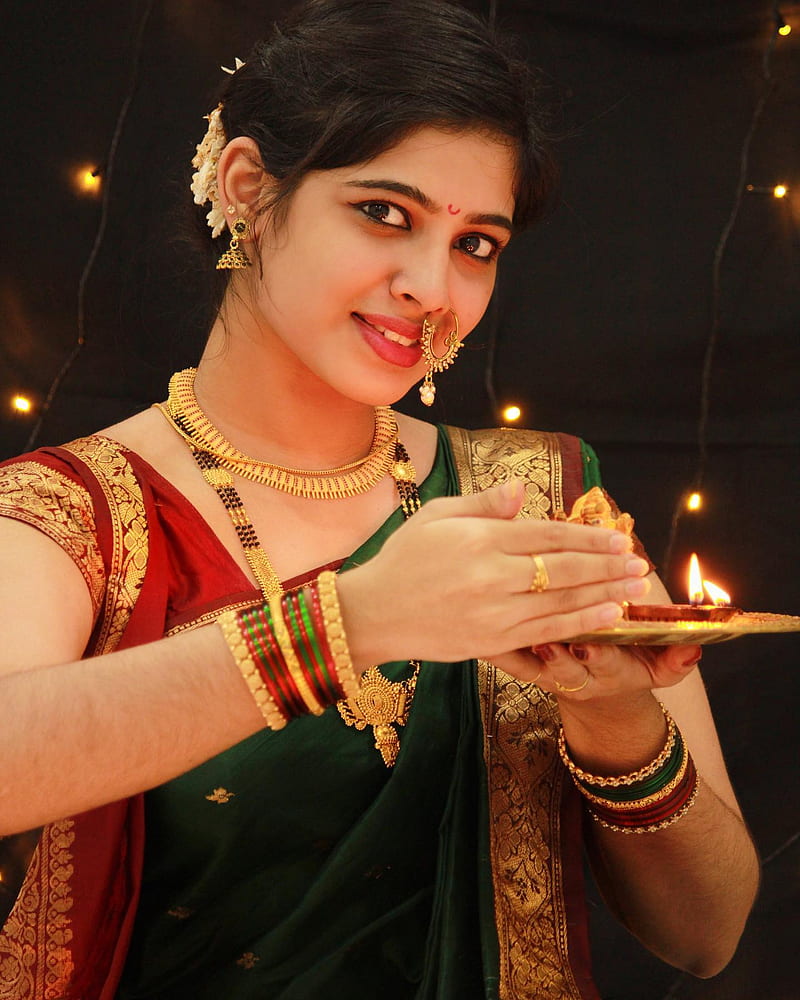 Swati sanjeevan, green dress, malayalam model, HD phone wallpaper