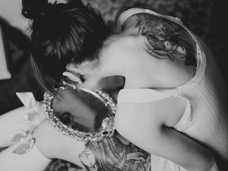 Fragility, black and white, mirror, women, tattoo, HD wallpaper