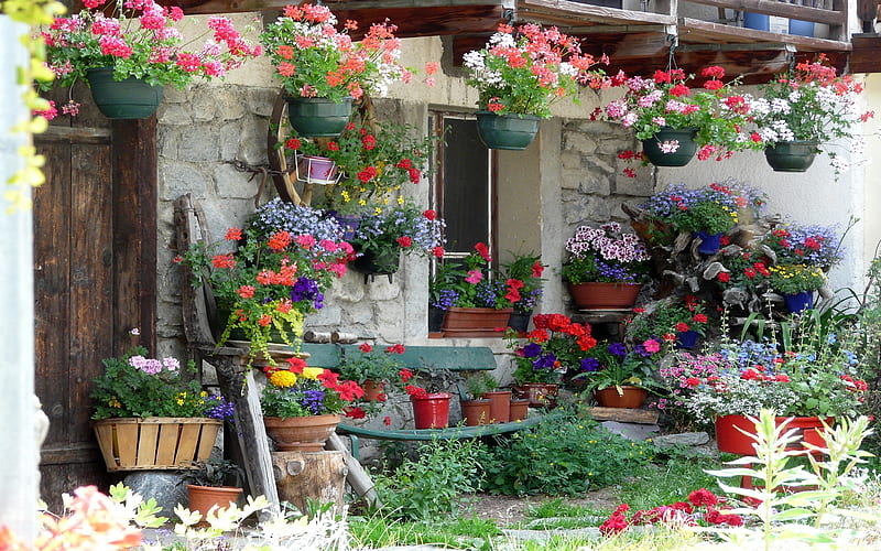 Old-house-in-Le-Tour-Chamonix-valley, le tour chamonix, house, flowers, old, valley, HD wallpaper