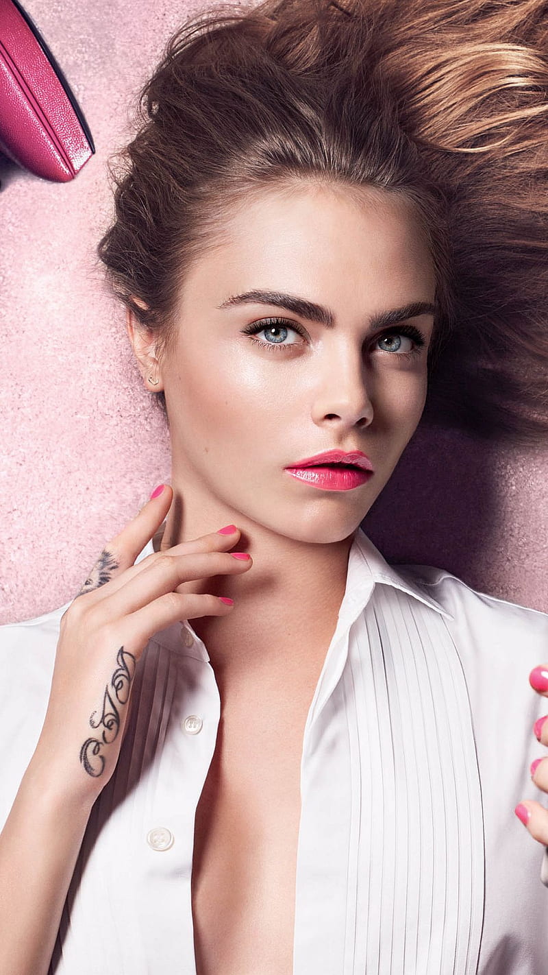 Cara Delevingne, juicy lips, white shirt, model, gray eyes, pink nails, HD phone wallpaper