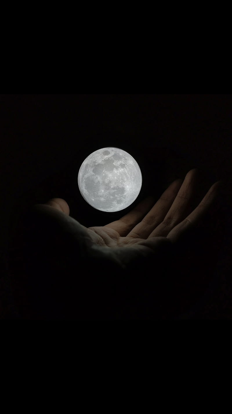 Moon on hand, clearmoon, fullmoon, livemoon, purnima, HD phone wallpaper