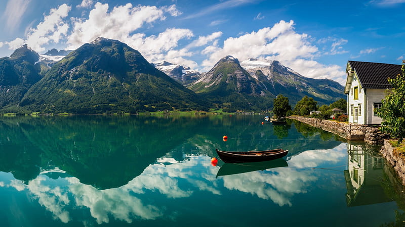 Boat On River With Reflection Of Mountains And Blue White Cloudy Sky Nature, HD wallpaper