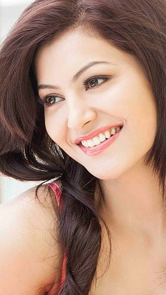 Urvashi Rautela one of the few Indian actress to touch 32 million followers  on Instagram