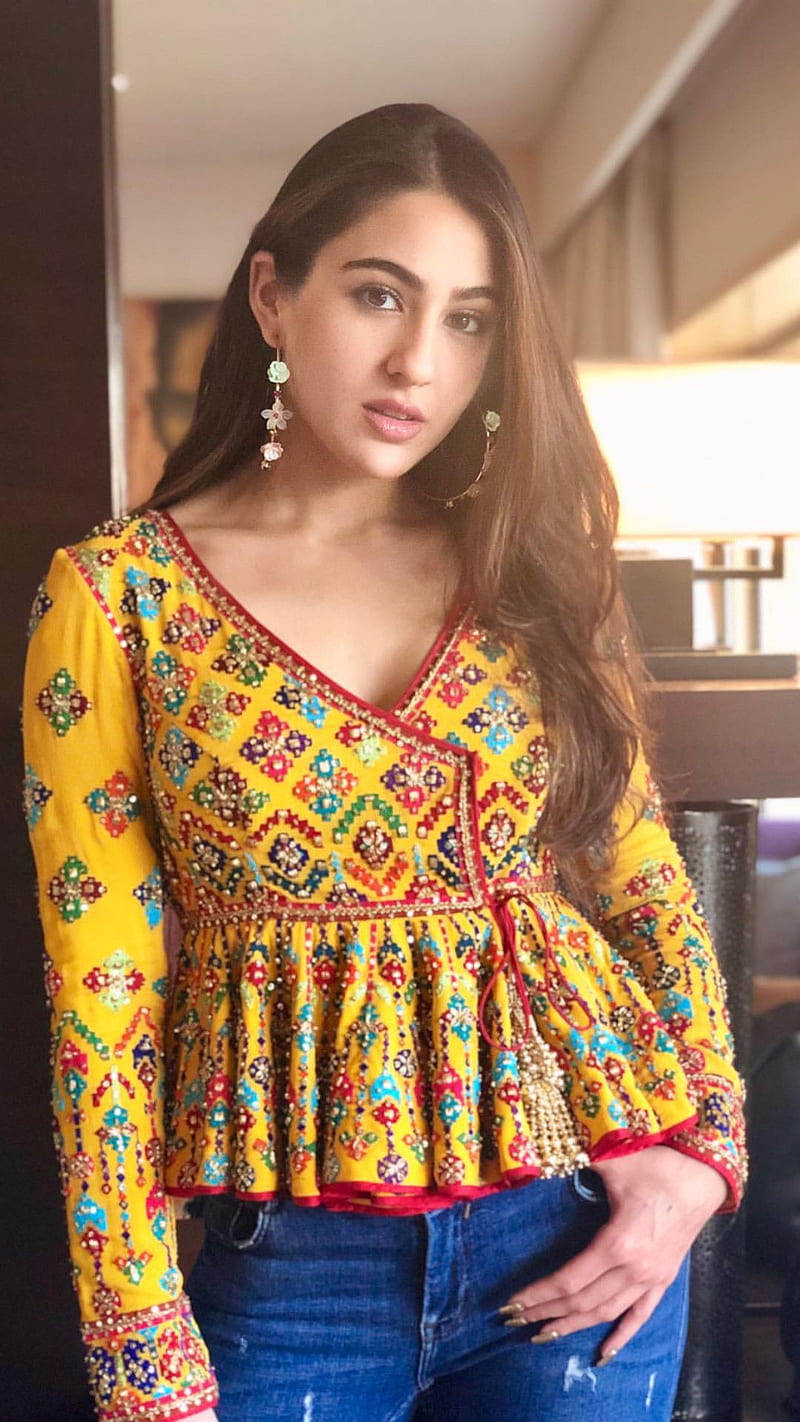 Sara Ali Khan , sara ali khan, bollywood actress, HD phone wallpaper