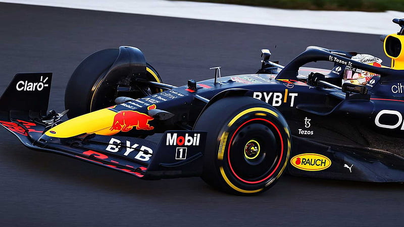 Red Bull's radical new RB18 breaks cover in Barcelona F1 test, HD wallpaper