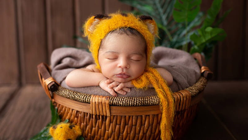 Cute Infant Baby Is Sleeping On Bamboo Basket Wearing Yellow Woolen Knitted Cap Cute, HD wallpaper