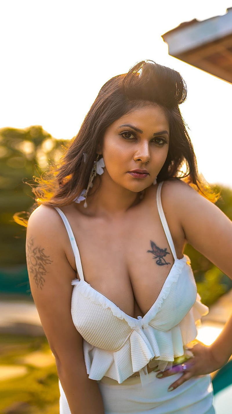 Aabha Paul , model, actress, tattoo, HD phone wallpaper