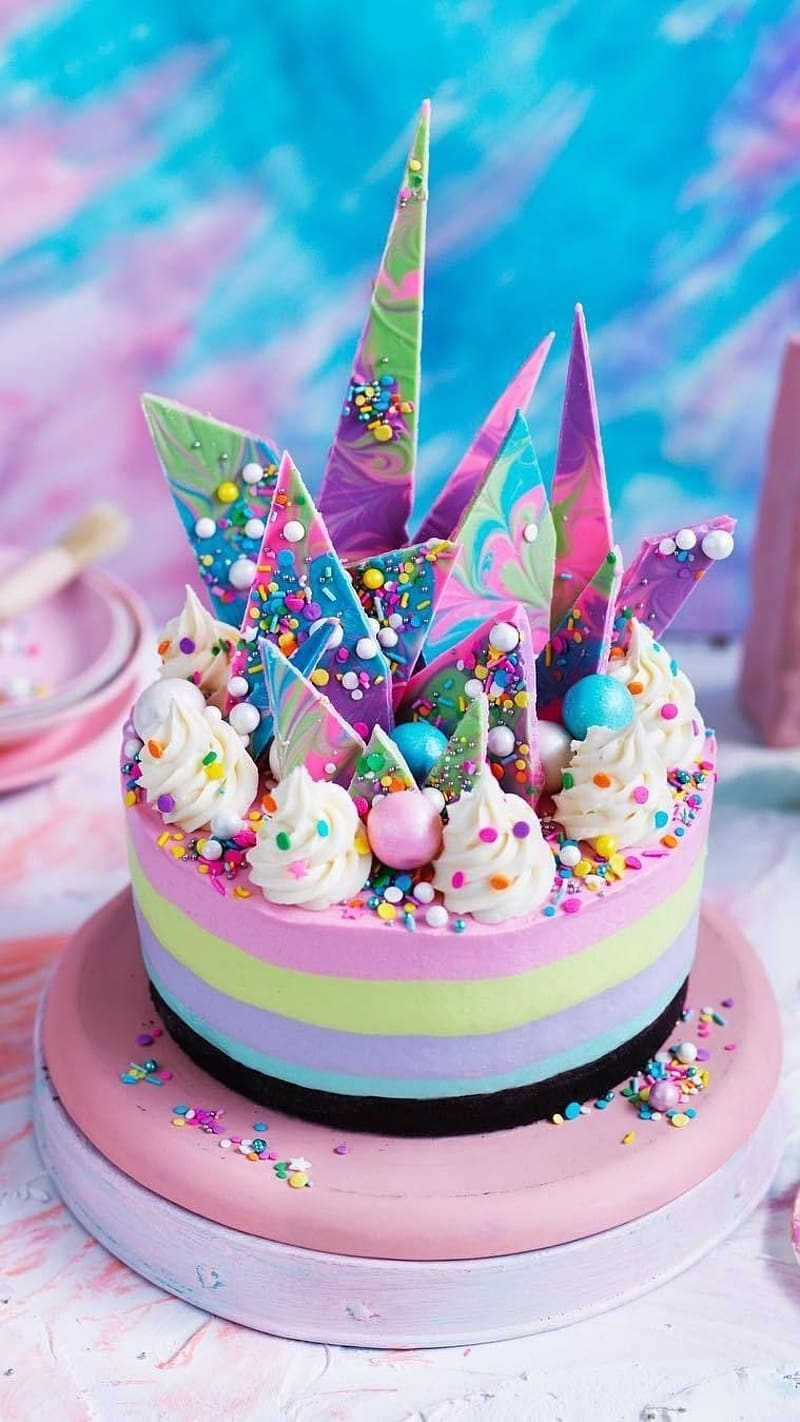 Girl and Balloons Cake | Balloons Theme Cake | Balloon Cake For Girls –  Liliyum Patisserie & Cafe