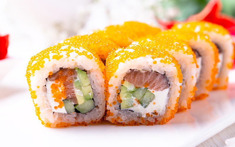 Uramaki, macro, sushi, asian food, bokeh, fastfood, tobiko, HD wallpaper