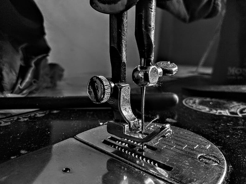Vintage, black, black and white, classic, old is gold, old school, sewing  machine, HD wallpaper | Peakpx